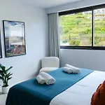 New 3 Bedroom Luxury Family - Airco, King Size Beds, Fully Equipped Kitchen, Balcony, Washingmachine, 2 Bathrooms, Free Parking, Fast Internet, 142m2