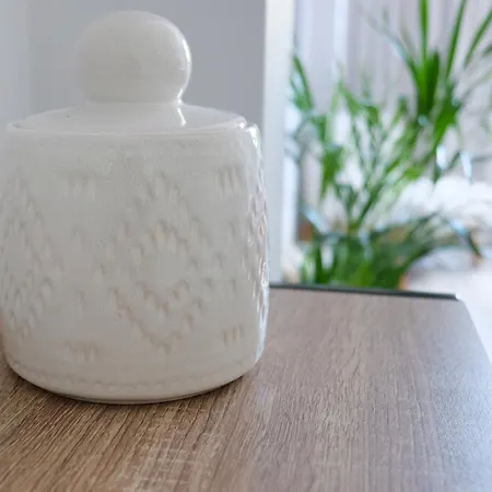 New 3 Bedroom Luxury Family - Airco, King Size Beds, Fully Equipped Kitchen, Balcony, Washingmachine, 2 Bathrooms, Free Parking, Fast Internet, 142m2 Apartment